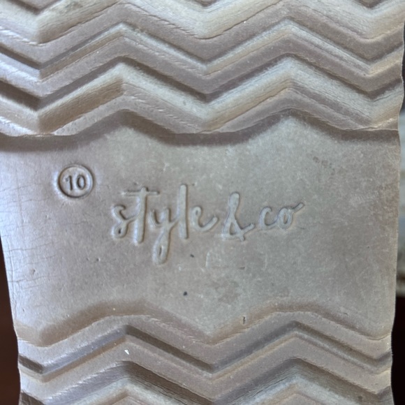 Style & Co suede boots - Picture 7 of 11